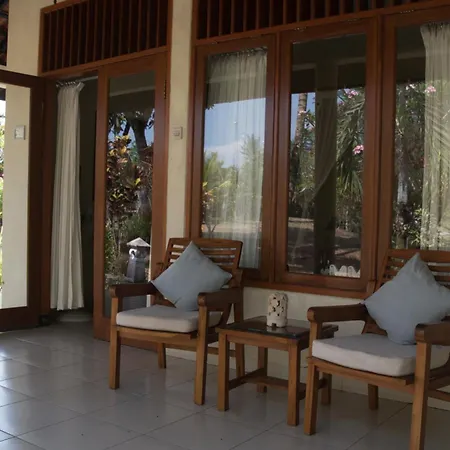 Guesthouse Rumah Senang Kalibaru Buitenkant foto