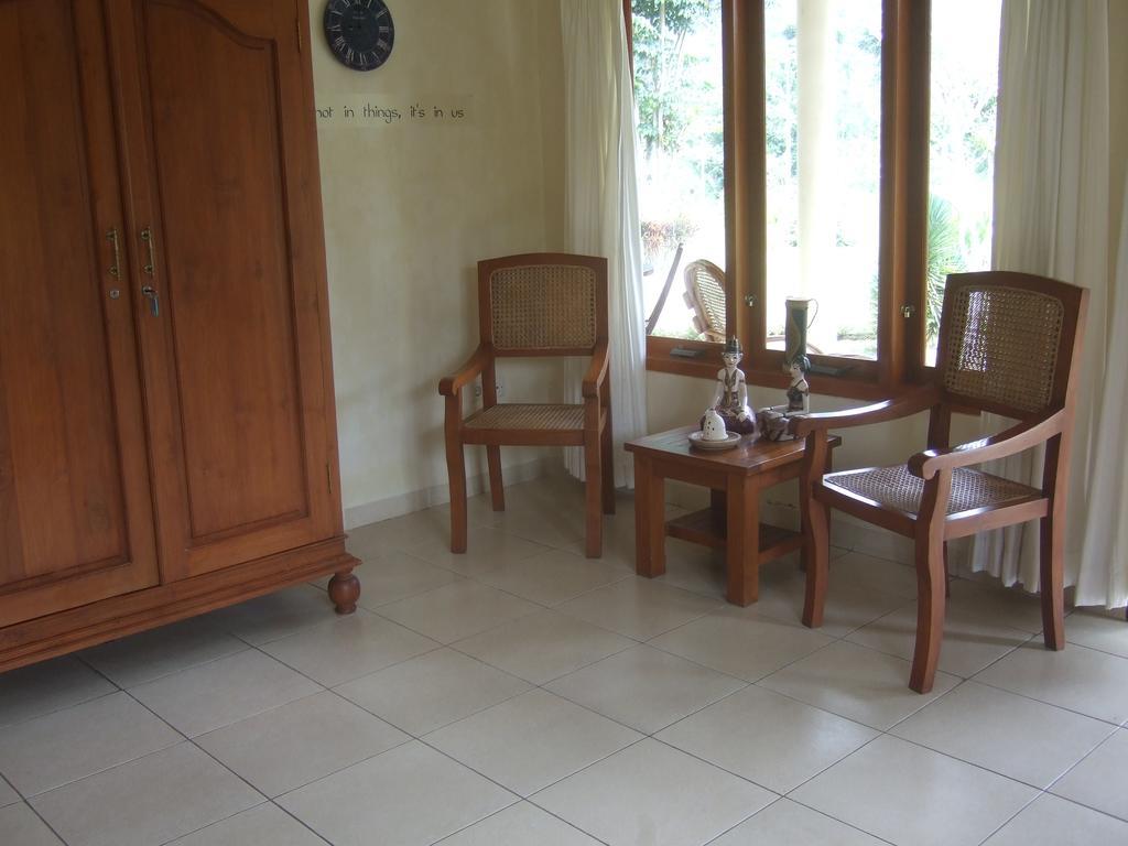 Rumah Senang 4* Kalibaru